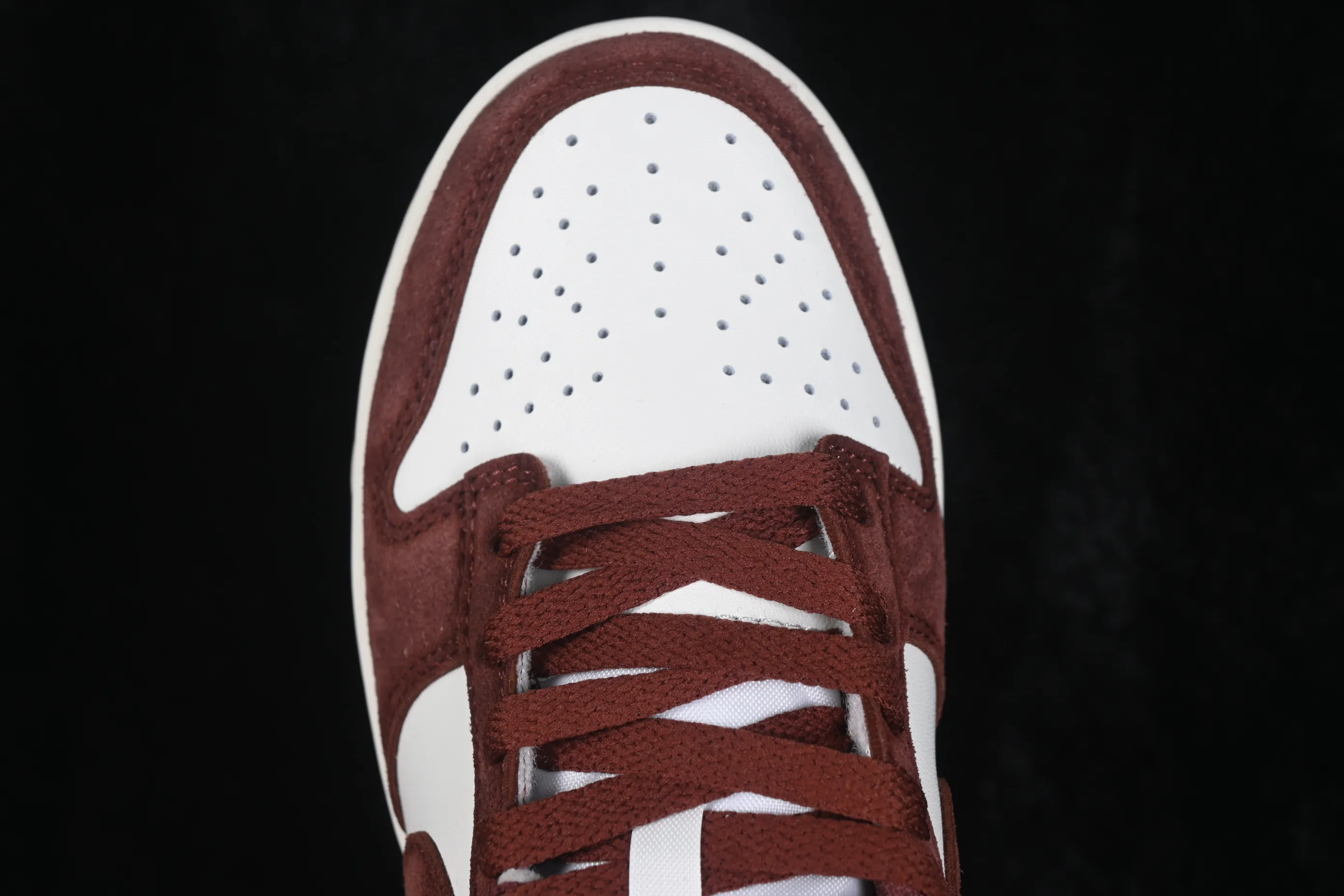 All Categories Nk SB Dunk Series Nk SB Dunk Low Low-top sneakers Nike SB Dunk Low Year of the Horse Burgundy Low-top casual sneakers IB4417-104